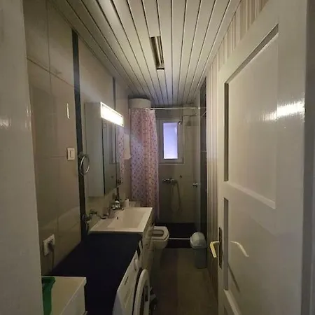 Cozy Flat Near The Center Skopje